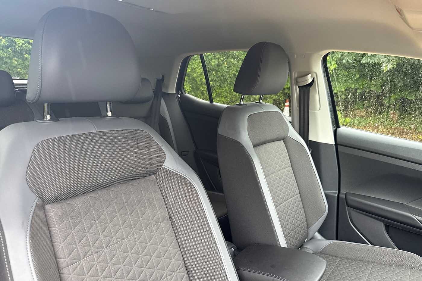 Volkswagen T-Cross 1.0 TSI (110ps) SEL Hatchback