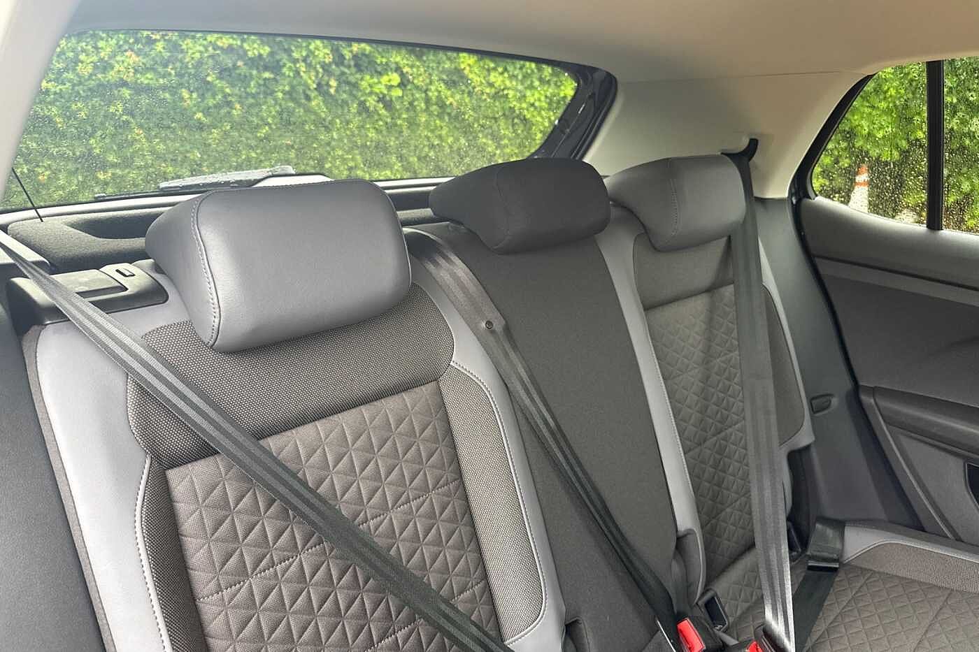 Volkswagen T-Cross 1.0 TSI (110ps) SEL Hatchback