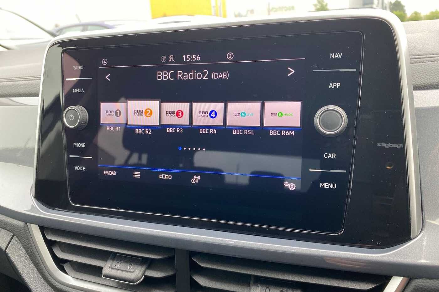 Volkswagen T-roc Hatchback Style