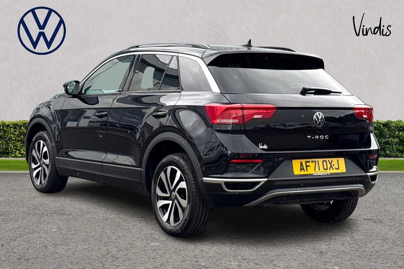Volkswagen T-ROC Active 1.5 TSI 150PS EVO 6-speed Manual 5 Door