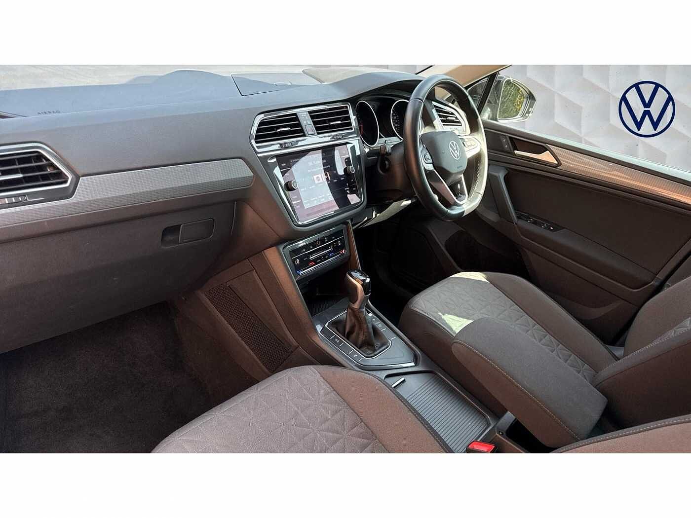 Volkswagen Tiguan 2.0 TDI (150PS) Life SCR DSG 5 door