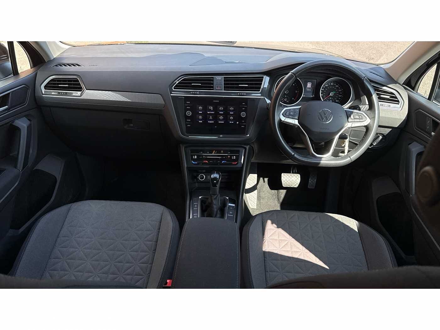 Volkswagen Tiguan 2.0 TDI (150PS) Life SCR DSG 5 door