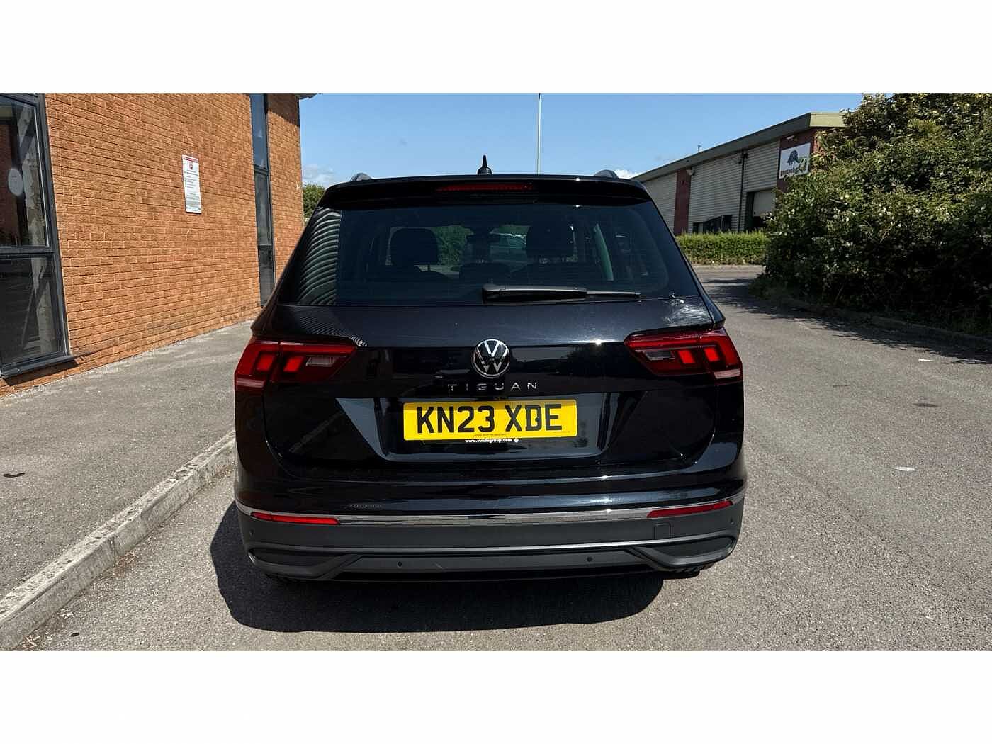 Volkswagen Tiguan 2.0 TDI (150PS) Life SCR DSG 5 door