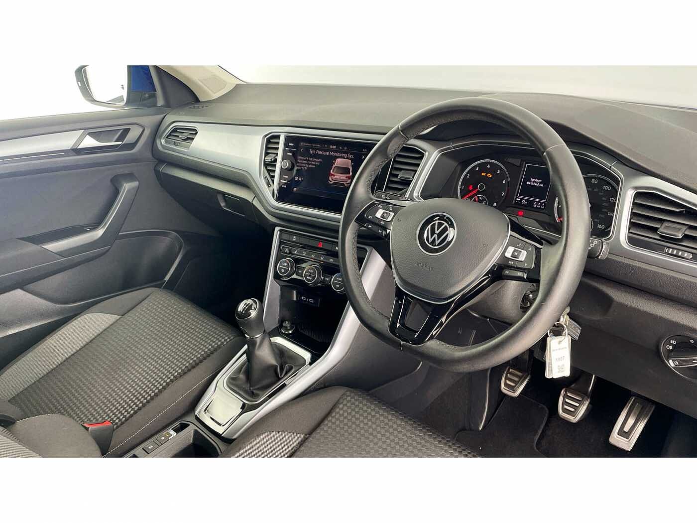 Volkswagen T-ROC 2017 1.0 TSI Active 110PS