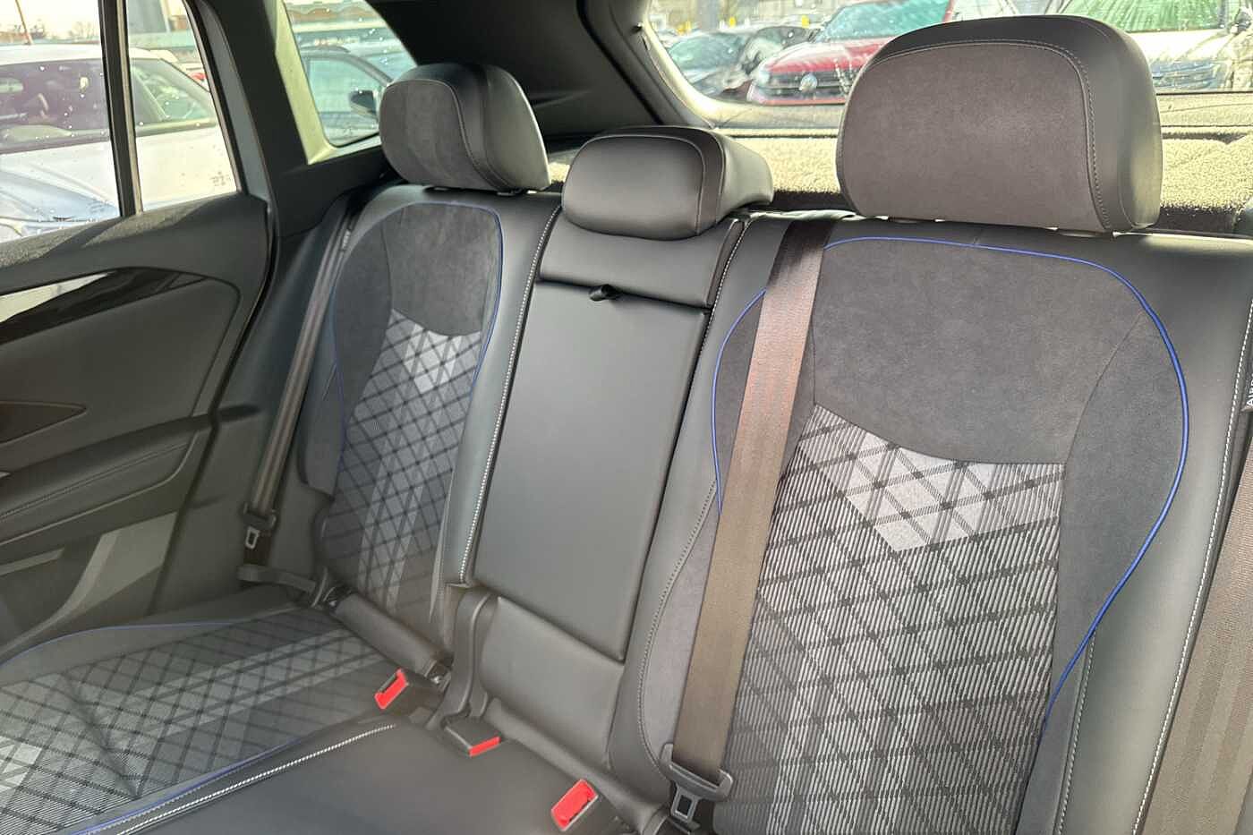 Volkswagen Tiguan 2.0TDI (150ps) R-Line DSG New Model