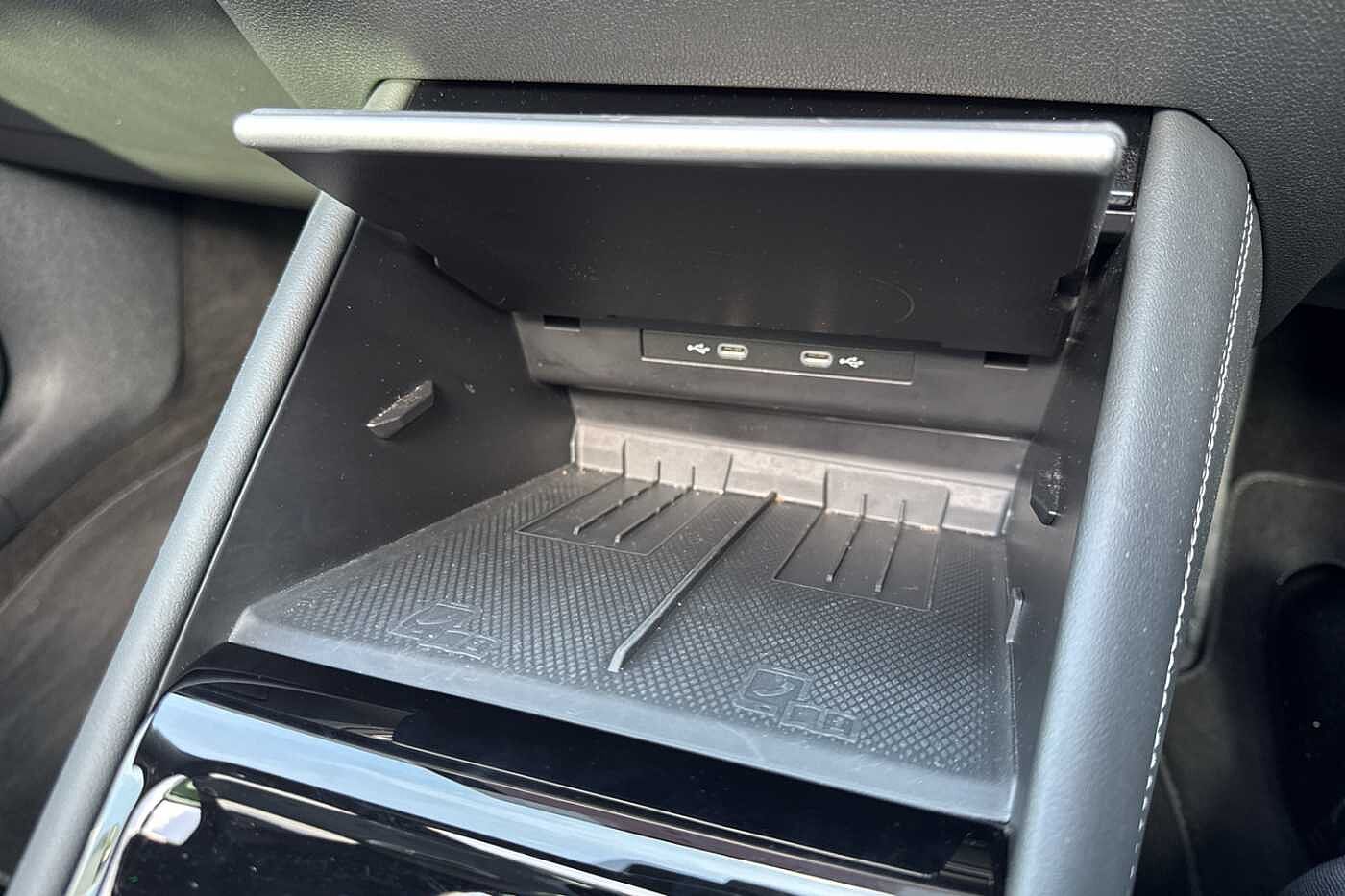 Volkswagen Tiguan 2.0TDI (150ps) R-Line DSG New Model