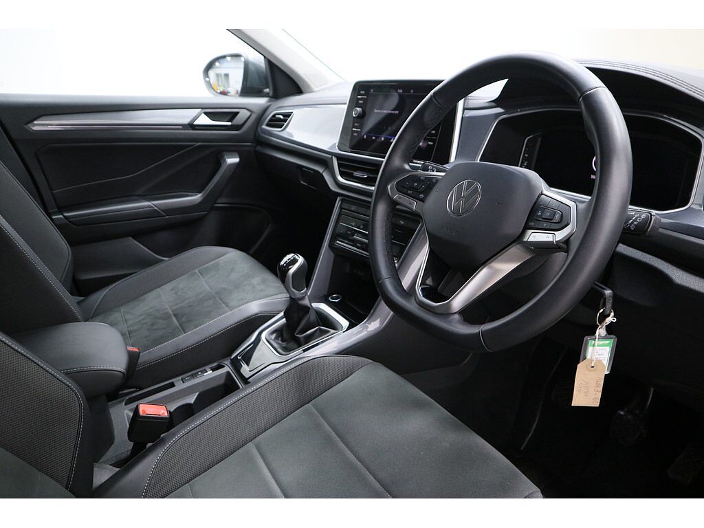 Volkswagen T-Roc Style 1.5 TSI 150PS 6-speed Manual 5 Door