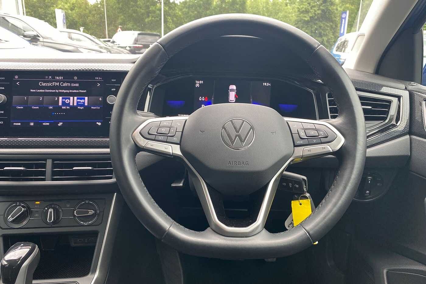 Volkswagen Polo 1.0 TSI Life 5dr DSG