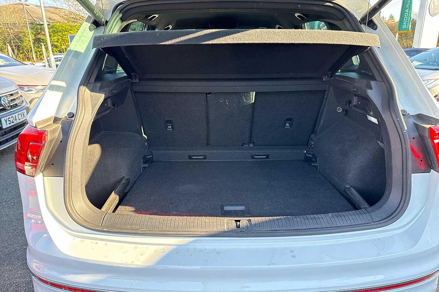 Volkswagen Tiguan 2.0 TDI (150PS) R-Line SCR 4Motion DSG