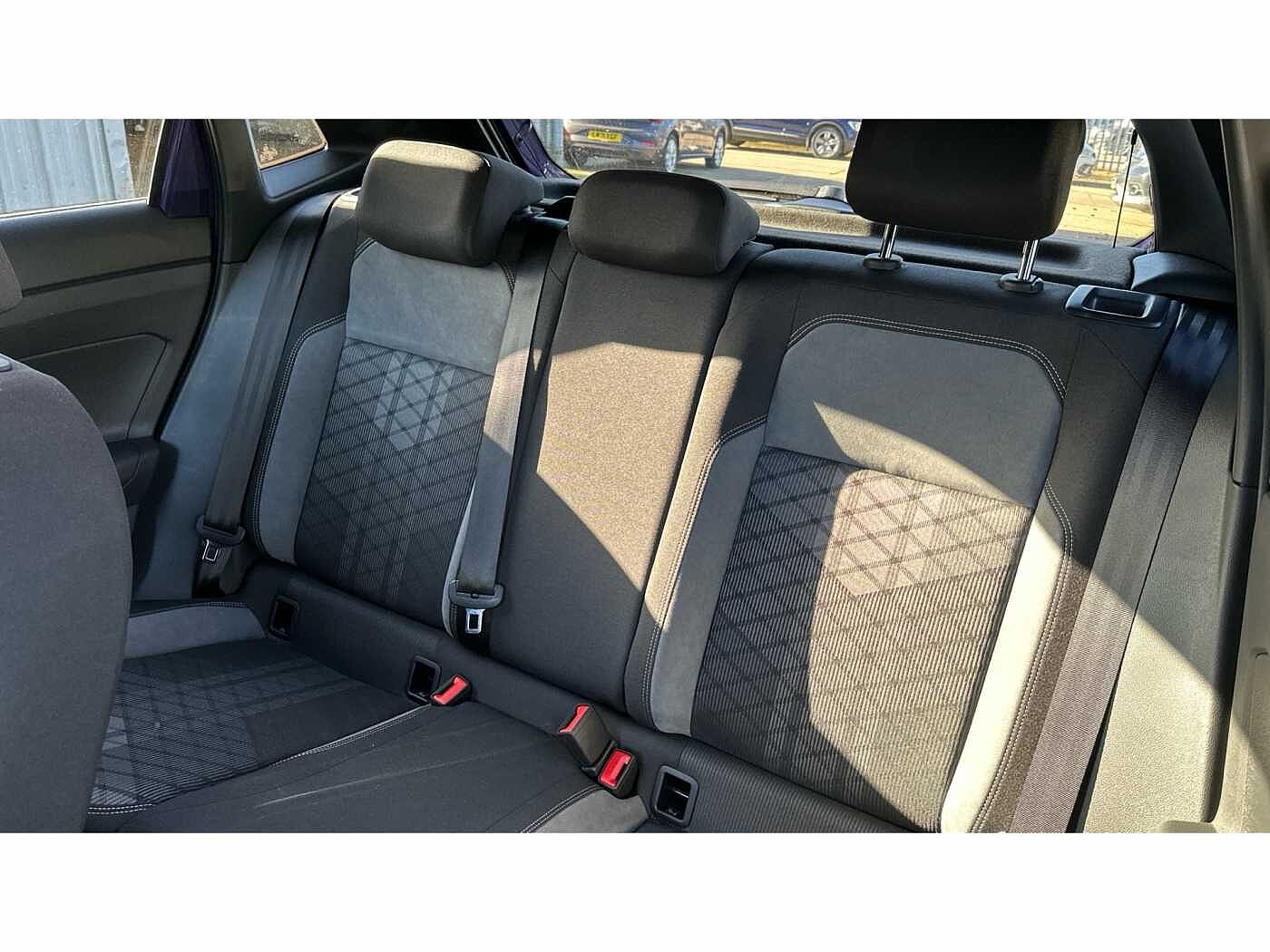 Volkswagen Polo R-Line 1.0 TSI 115PS 7-speed DSG 5 Door