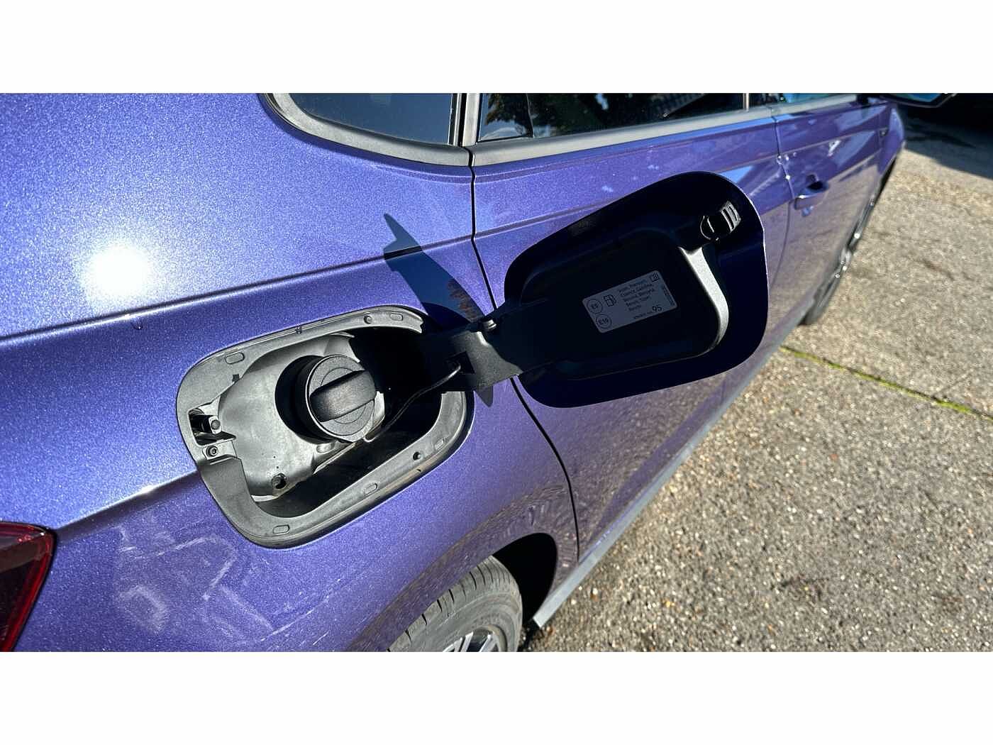 Volkswagen Polo R-Line 1.0 TSI 115PS 7-speed DSG 5 Door